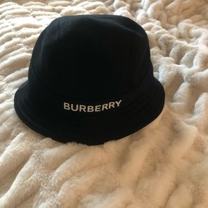 Womens Burberry Bucket Hat